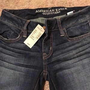 BRAND NEW American Eagle Girls Jeans